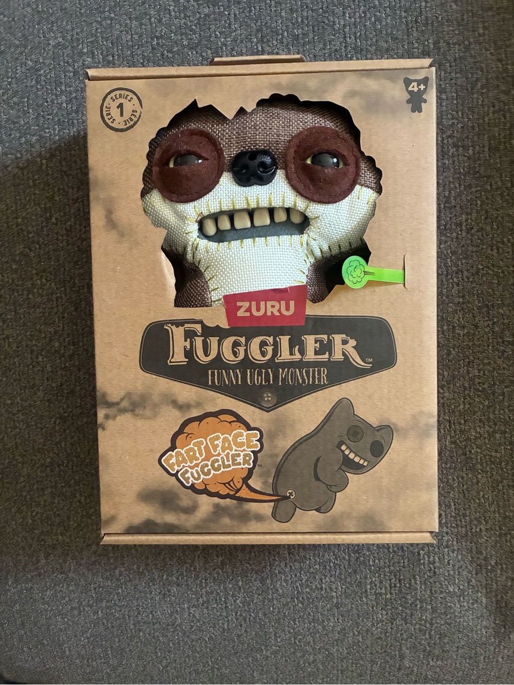 Zuru - Fuggler - Fart Face Fuggler - Suspicious Fox Chase(Glow In The Dark Eyes)